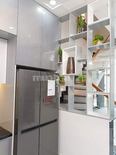 Bán nhà chính chủ hẻm xe hơi Nam Kì Khởi Nghĩa, quận 3. 3 tỷ25 / 52m2