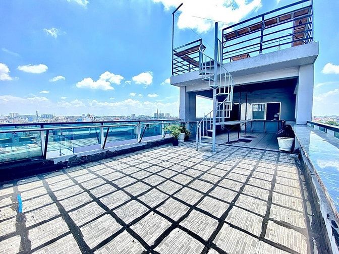 MB Sân Thượng Tầng 7+ 8 View Cực Đẹp, 160m2, Giá 20tr còn 12tr/tháng