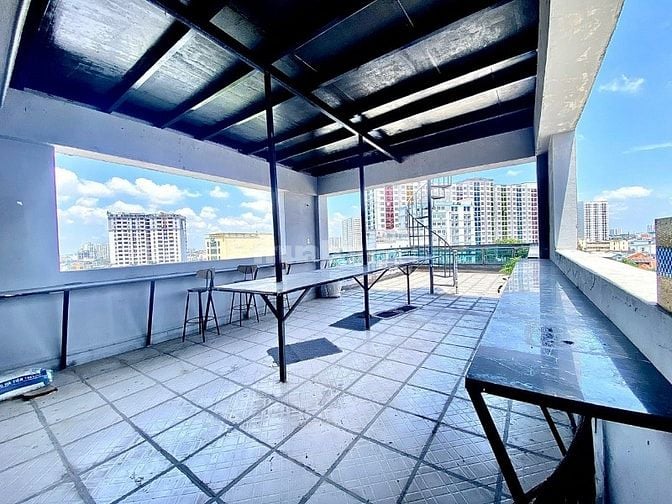 MB Sân Thượng Tầng 7+ 8 View Cực Đẹp, 160m2, Giá 20tr còn 12tr/tháng