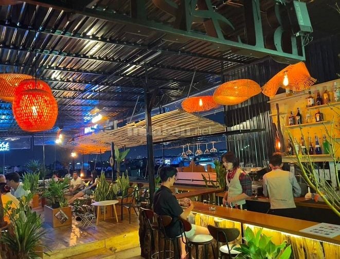 MB Sân Thượng Tầng 7+ 8 View Cực Đẹp, 160m2, Giá 20tr còn 12tr/tháng