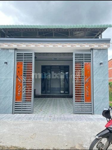 Bán gấp nhà 132m2, Đường số 65, Tân Phú Trung, SHR, 690 triệu TL