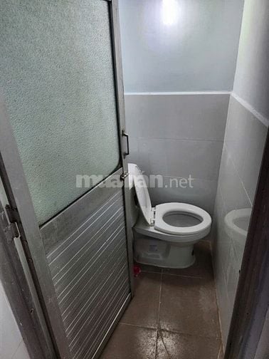 Cho thuê phòng trọ 459/14/6 Cộng Hòa, có toilet trong phòng, có Gác gỗ