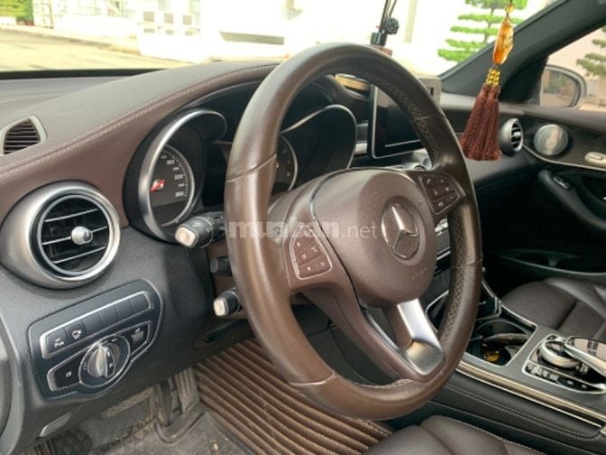 Bán Mercedes GLC300 sx 2019 chính chủ chạy 54k km