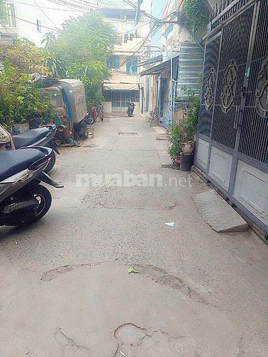  Nhà mới đón xuân , Bến Ba Đình P9 Q8, 28m2 shr gần cầu NT Phương