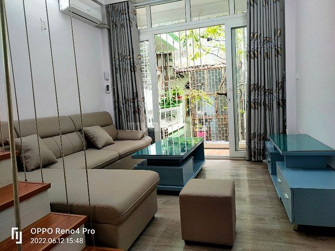 Tôi CC cần bán gấp nhà phố Bạch Mai, Q HBT, Hn, Dt 23 m x 5 T, 4,5 Ty,