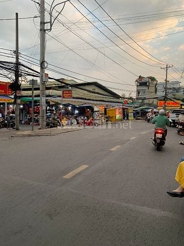 Bán nhà xe hơi vào đậu trong sân, bưng ông thoàn, tăng nhơn phú b, TĐ