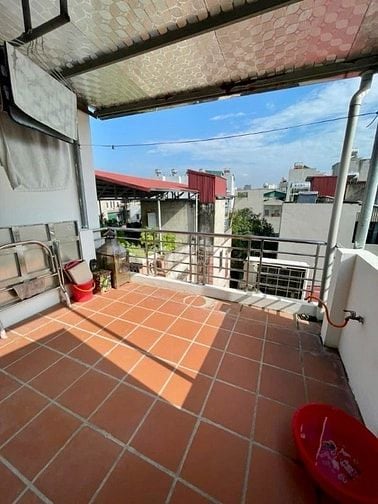 1. Bán nhà Nguyễn Văn Cừ - Nhà đẹp 4 tầng ô tô đỗ cửa, DT 41m² 