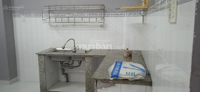 Cho thuê mặt bằng ngay chợ Bế Văn Đàn Nha Trang