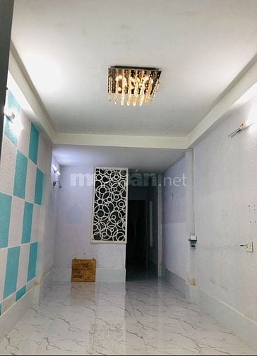 Bán nhà hẻm xe hơi, cách sân bay 5p đi xe máy