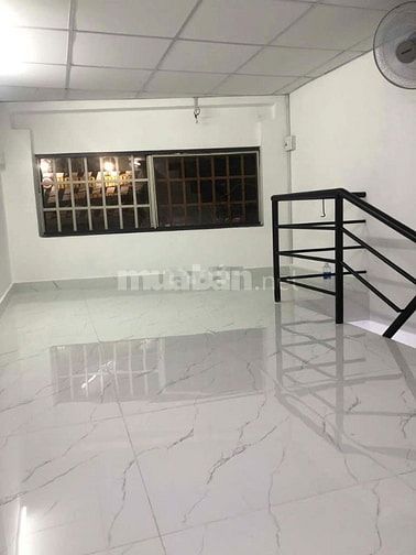 Cho thuê nhà hẻm 4m Lạc Long Quân  P.3 Quận 11 giá 7 triệu – 15m2