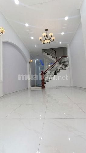 Bán nhà mặt tiền,DT(4m x 19m), P Tân Thành, Q. Tân Phú (13 tỷ)