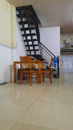 [Q1019] Một bước HXH Nguyễn Ngọc Lộc, quận 10. 30m2 ở ngay, nhỉnh 5T