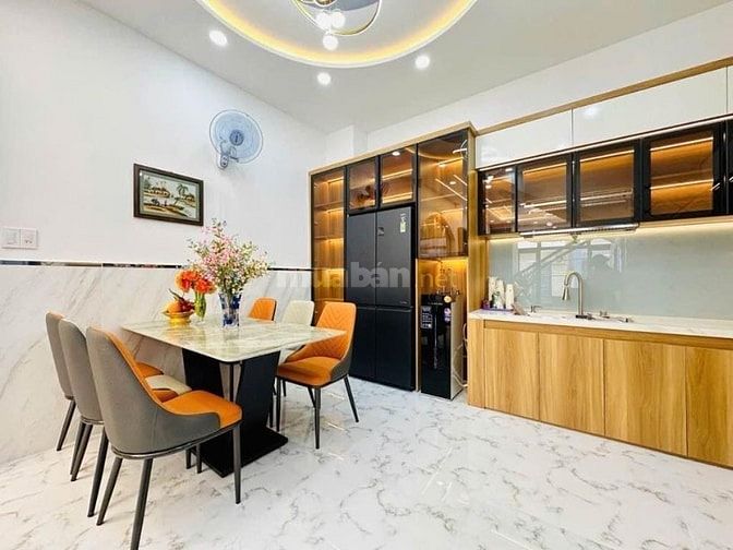 Gấp! Bán nhanh trước tết nhà 40m2 ngay chợ Bình Thành - Nguyễn Thị Tú