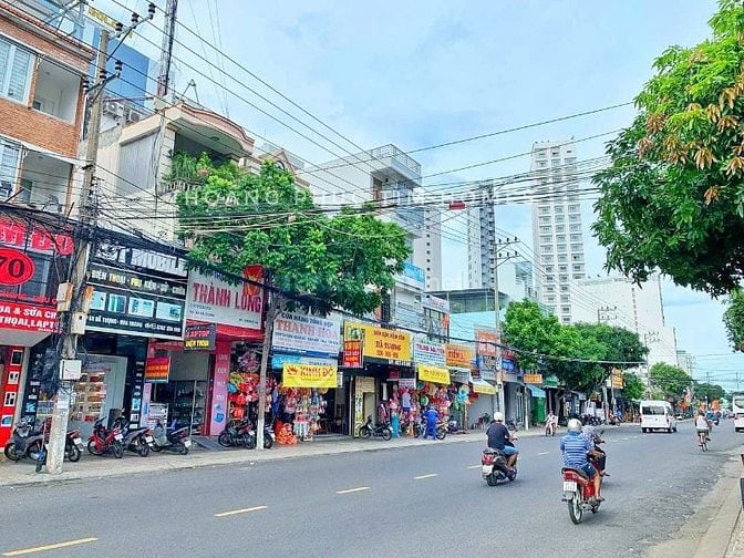 BÁN NHÀ 2 MẶT TIỀN CÁCH BIỂN NHA TRANG CHỈ 200M ĐƯỜNG DÃ TƯỢNG