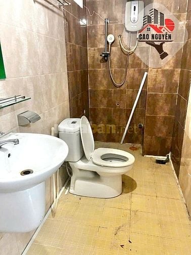 Nhà Khu Tên Lửa, 4.5 x 20 , 2 lầu 4 phòng 4 toilet