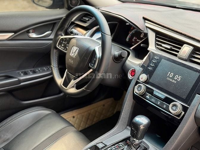 Honda Civic 1.8G Vin 2020 Đk T1/2021 màu xanh xe cực đẹp 