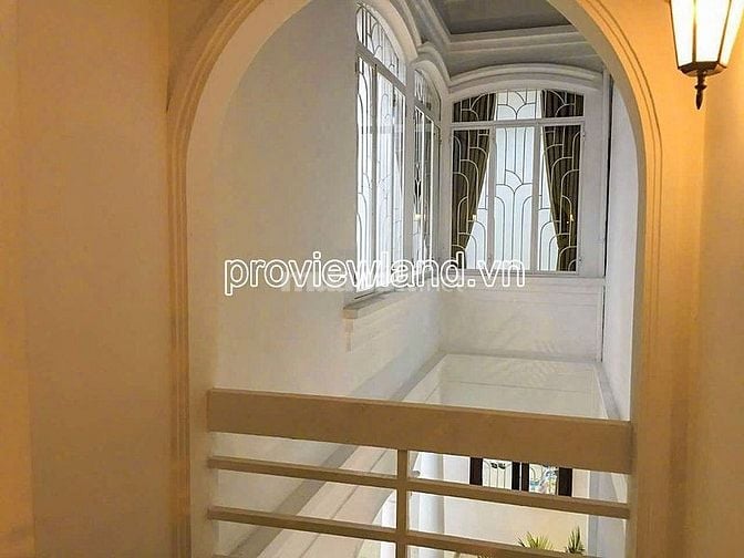 Bán biệt thự Nguyễn Văn Trỗi, Phú Nhuận, 8x28m đất, 2 tầng, sổ hồng