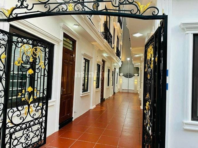 Bán nhà ngõ 132 Cầu Diễn. Đẹp Long lanh. 30m2. Xây 5 tầng. MT 5,5m. 