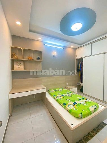 Nhà 7.9 tỷ ngang 5m x 10m trệt 3 lầu Phú Nhuận, Nguyễn Văn Trỗi 4PN