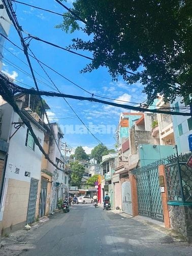 Nhà 7.9 tỷ ngang 5m x 10m trệt 3 lầu Phú Nhuận, Nguyễn Văn Trỗi 4PN