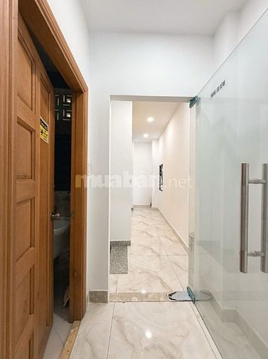 Bán nhà MT đường CMT8 - Q.10 DTSD gần 700m2 - Phù hợp kinh doanh