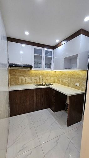 Bán tập thể tầng 1 Nhà A2 ngõ 88/105 Trần Quy Cáp, Đống Đa chính chủ 