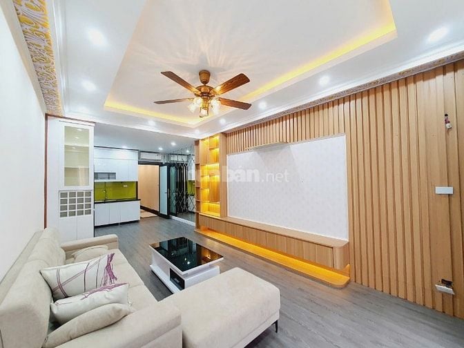 Bán nhà đẹp 45m2 x 6 tầng Vân Canh có thang máy, ô tô tránh trước nhà.