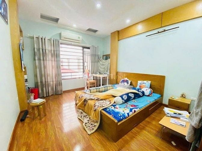 Bán nhà ngõ Trung Kính, Cầu Giấy, HN. 55 m2. Mặt tiền 4m. 