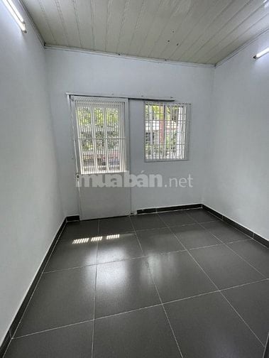 Cho thuê nhà MT Vĩnh Hội P.4 Quận 4 giá 20 triệu – 30m2