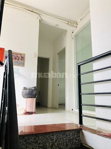 Cho thuê nhà MT Hoàng Sa P.11 Quận 3 giá 27 triệu – 80m2