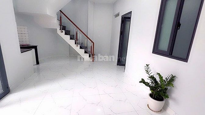 Nhà mới ở liền Âu Dương Lân P3Q8 4PN 61,5m2 shr hiện hữu hoàn công đủ