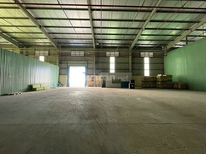 Cho thuê 2 kho Bình Tân, diện tích : 1.000m2 , 2.200m2 , giá : 100k/m2