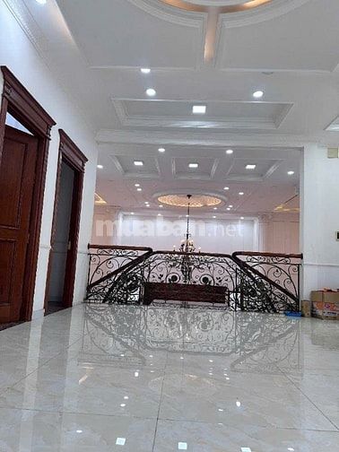 BÁN ĐẤT TẶNG BIỆT PHỦ XỊN XÒ THẠNH XUÂN 630M2 FULL THỔ CƯ CHỈ 23 TỶ 