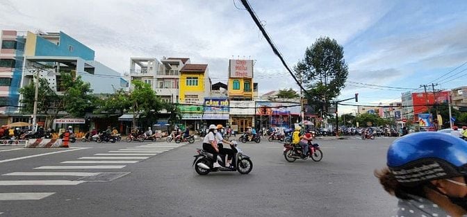 Cho thuê nhà MT Trần Văn Gìau P.Bình Trị Đông B Q.Bình Tân giá 50 triệ