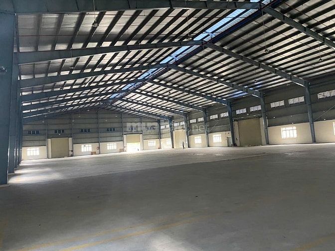 Cho thuê 2 kho xưởng KCN Long An, đất: 10.000m2,X1: 3.350m2,X2:3.350m2