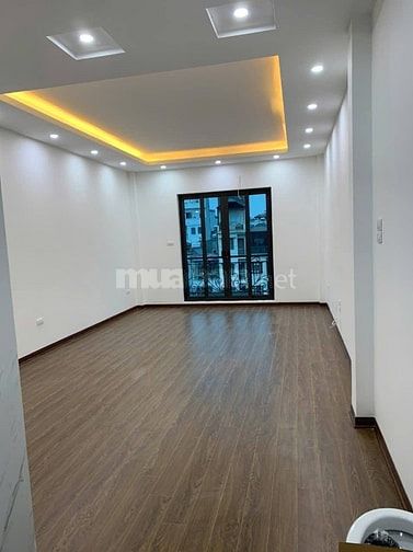 BÁN NHÀ MẶT PHỐ, TRUNG TÂM QUẬN THANH XUÂN, 68M2, 7 TẦNG, MT: 4.2M, 21