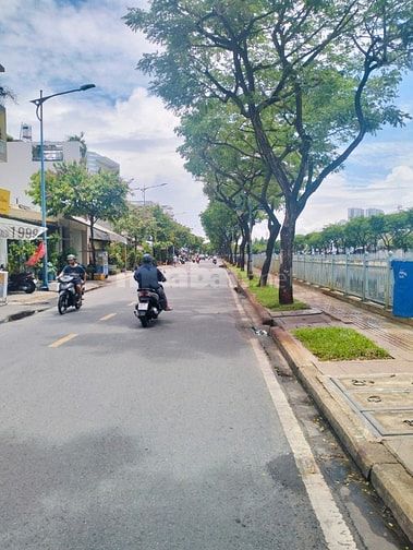 ⭐ Nhà 372/ Bình Đông p15, 8,5x9m, sổ hồng riêng.