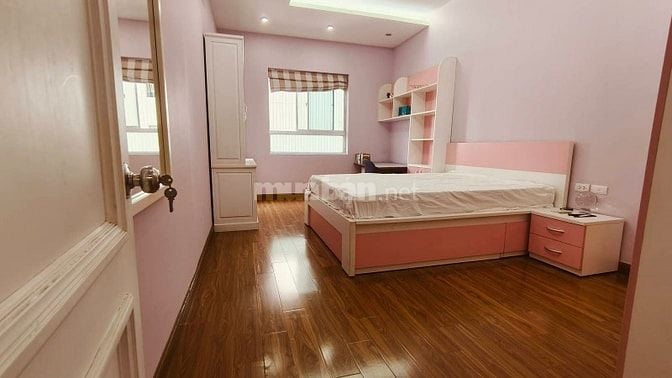 Bán căn góc Hoàng Đạo Thúy, Cầu Giấy, HN. 153 m2, 3 ngủ,3 WC, giá 9 tỷ