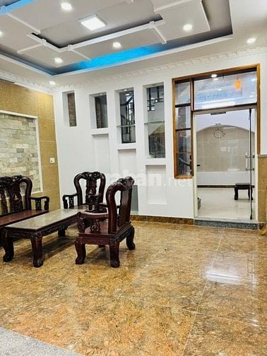 Bán nhà mặt tiền đường 11 Phường Cát Lái Tp Thủ Đức giá 7,5 tỷ