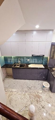 Bán Nhà Số 24 Ngõ 99 Ngách 91 Trương Định Hoàng Mai 36x5T Giá 6,75 tỷ