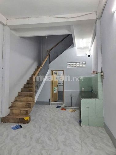 Cho thuê nhà MT Lãnh Binh Thăng Phường 13 Quận 11 giá 22 triệu 49,5m2.