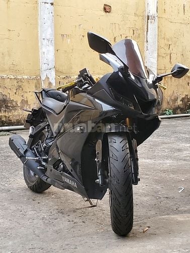 Bán Yamaha R15 V3 2018, giấy tờ theo xe không chính chủ, bao tranhchấp