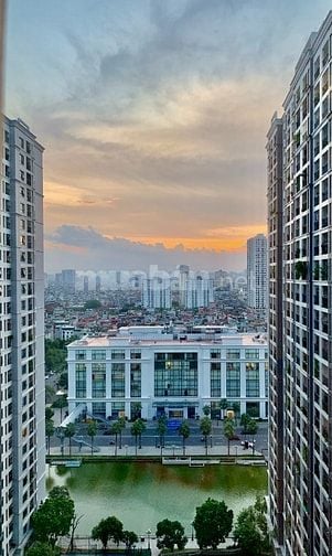 Chính chủ bán căn góc 3PN tầng 19 toà T8 Times City view hồ nhạc nước 