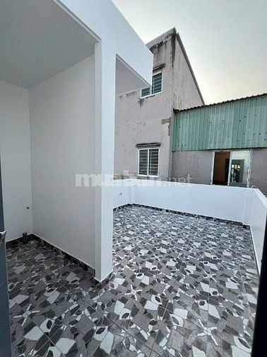 ÂU DƯƠNG LÂN QUẬN 8 GIÁP QUẬN 1 HẺM Ô TÔ 4M 60M2 4 TẦNG MỚI TINH