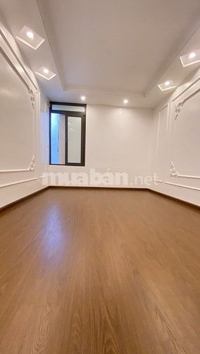 Hơn 3Tỷ_Nhà Đẹp 22m2 x 5Tầng_10m Ra ÔTÔ_Sổ Đỏ Riêng_Phố Minh Khai