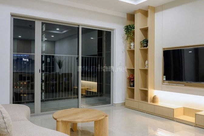 Cần cho thuê căn góc 03 phòng ngủ tại The Minato Residence, mới hoàn t