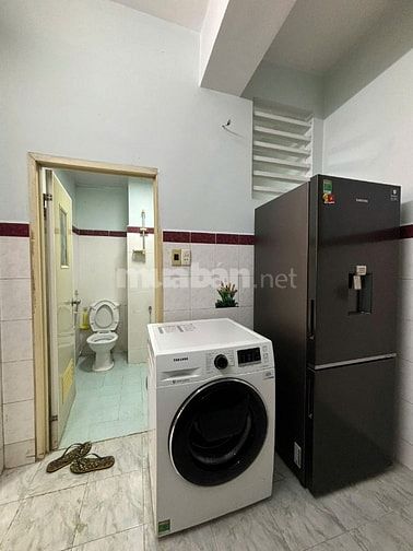 Cho thuê căn hộ chung cư Hùng Vương  62m2 2PN 1NT P11 Q5 gần DH Y Dược