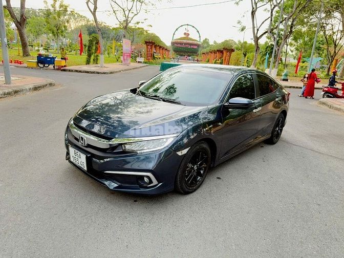 Bán Xe Honda CiVic 1.8G Vin 2020. Màu xanh