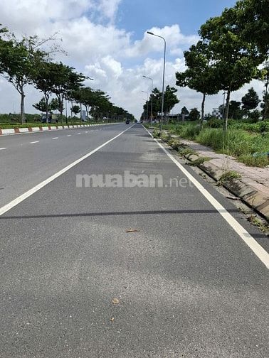 Bán quỹ đất 4 mặt tiền Nguyễn Văn Cừ huyện Nhơn Trạch Đồng  Nai 130 tỷ