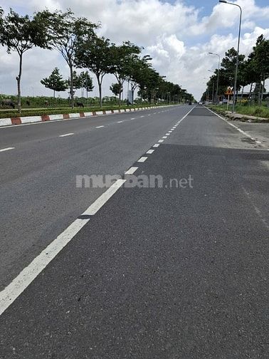 Bán quỹ đất 4 mặt tiền Nguyễn Văn Cừ huyện Nhơn Trạch Đồng  Nai 130 tỷ